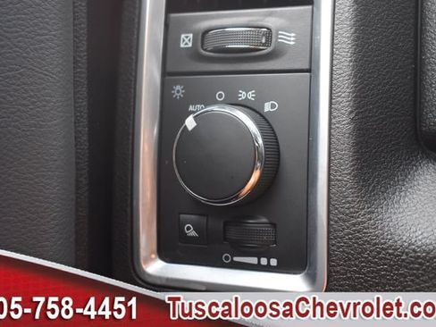 Used 2024 RAM 1500 Classic SLT AWD/4WD image 33