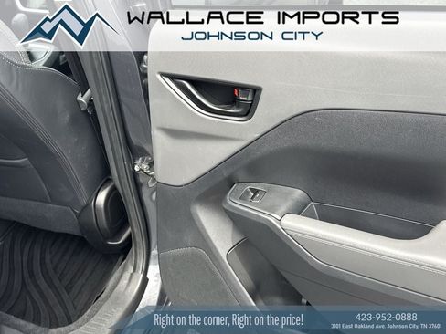 Certified 2024 Subaru Crosstrek 2.5i Premium AWD/4WD image 32