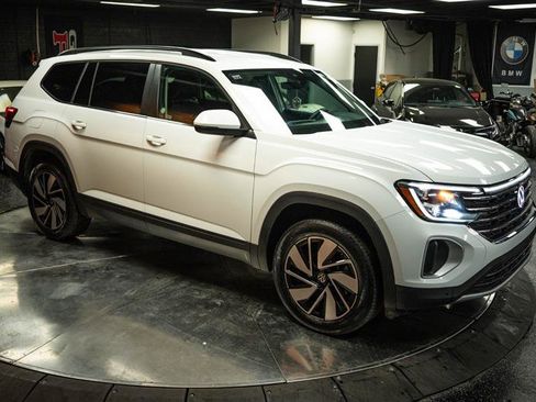 Used 2024 Volkswagen Atlas SE image 5