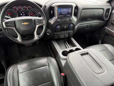 Used 2020 Chevrolet Silverado 1500 LTZ AWD/4WD image 12