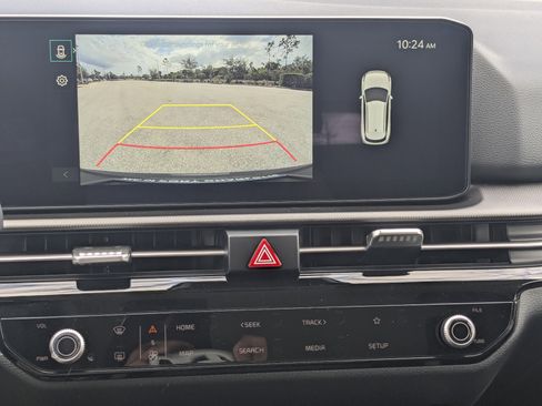 New 2026 Kia Sportage LX FWD image 28