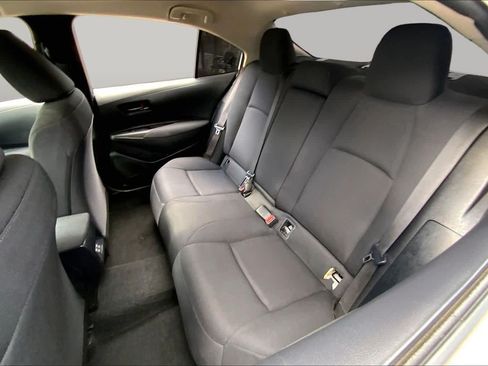 Used 2025 Toyota Corolla LE FWD image 18