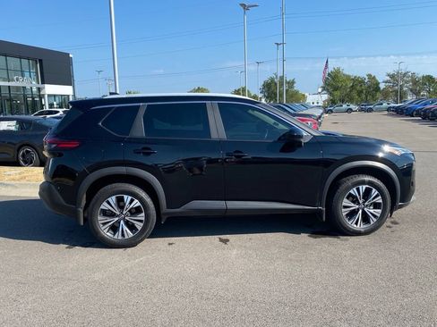 Used 2023 Nissan Rogue SV w/ SV Premium B Package FWD image 7