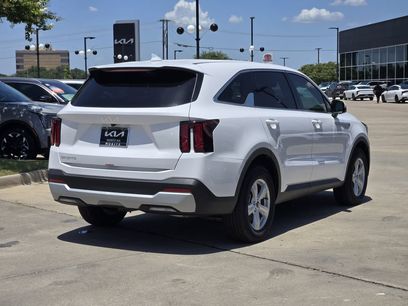 New 2026 Kia Sorento LX