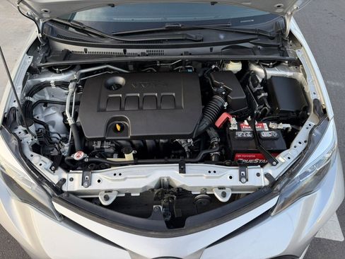 Used 2018 Toyota Corolla SE image 31