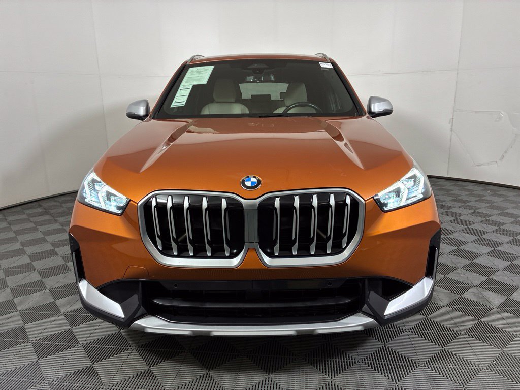 Certified 2023 BMW X1 xDrive28i w/ Convenience Package AWD/4WD image 3