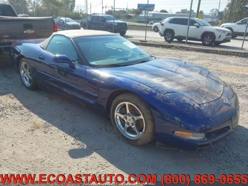 Used 2004 Chevrolet Corvette w/ Preferred Equipment Group image 1