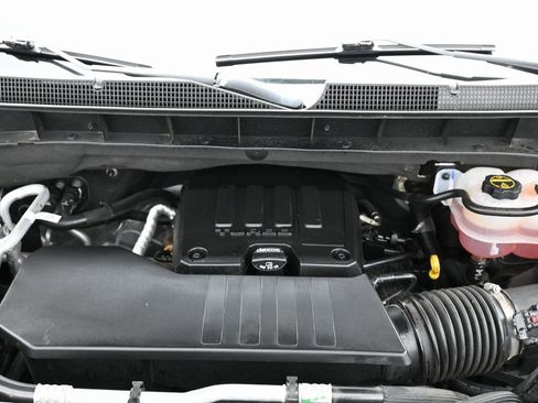 Used 2024 Chevrolet Silverado 1500 Custom image 33