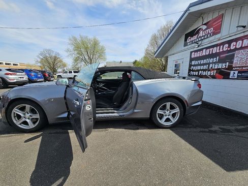 Used 2020 Chevrolet Camaro LT image 24