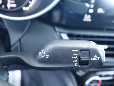 Used 2018 Alfa Romeo Giulia RWD image 21