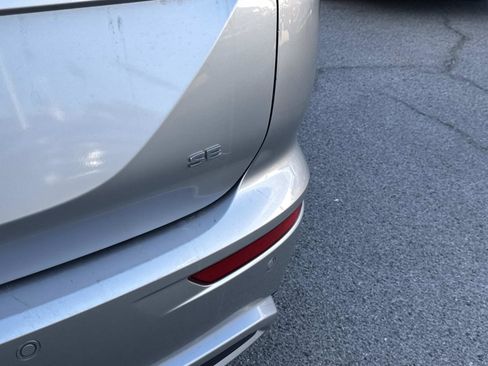 Used 2024 Mitsubishi Outlander AWD image 6