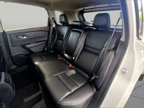 Certified 2023 Nissan Rogue SL w/ SL Premium Package FWD image 20