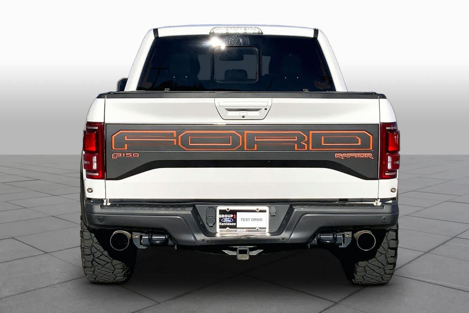 Used 2017 Ford F150 Raptor w/ Equipment Group 802A Luxury AWD/4WD image 5