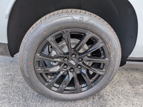 New 2026 Cadillac Escalade ESV Sport w/ LPO, ONYX Package AWD/4WD image 12