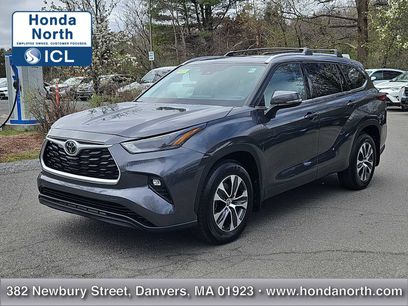 Used 2022 Toyota Highlander XLE