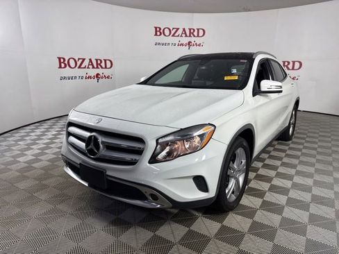 Used 2016 Mercedes-Benz GLA 250 4MATIC image 4