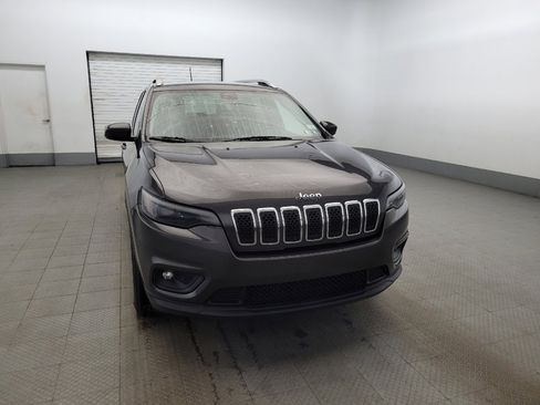 Used 2019 Jeep Cherokee Latitude Plus w/ Cold Weather Group image 14