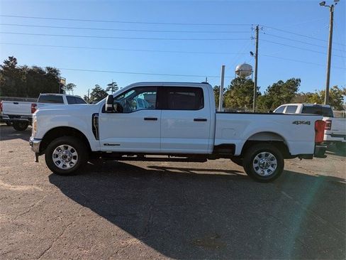 Used 2024 Ford F250 XLT image 7