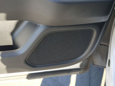 Used 2023 Honda Pilot Touring image 15