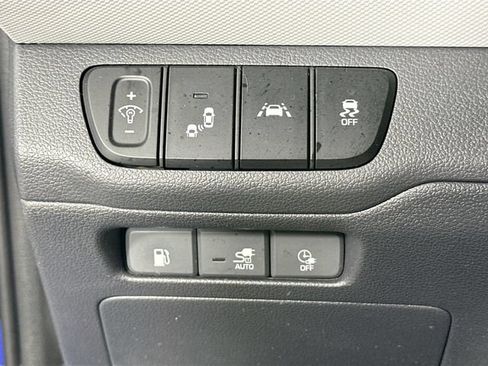 Used 2020 Hyundai Ioniq SEL FWD image 22