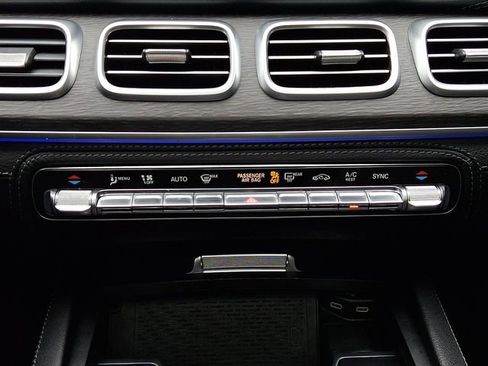 Used 2024 Mercedes-Benz GLE 53 AMG 4MATIC Coupe image 21