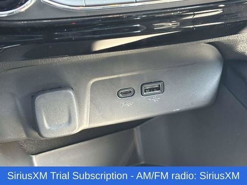 Used 2026 Chevrolet Trax LT w/ LT Convenience Package image 9