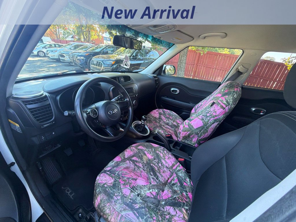 Used 2016 Kia Soul FWD image 10