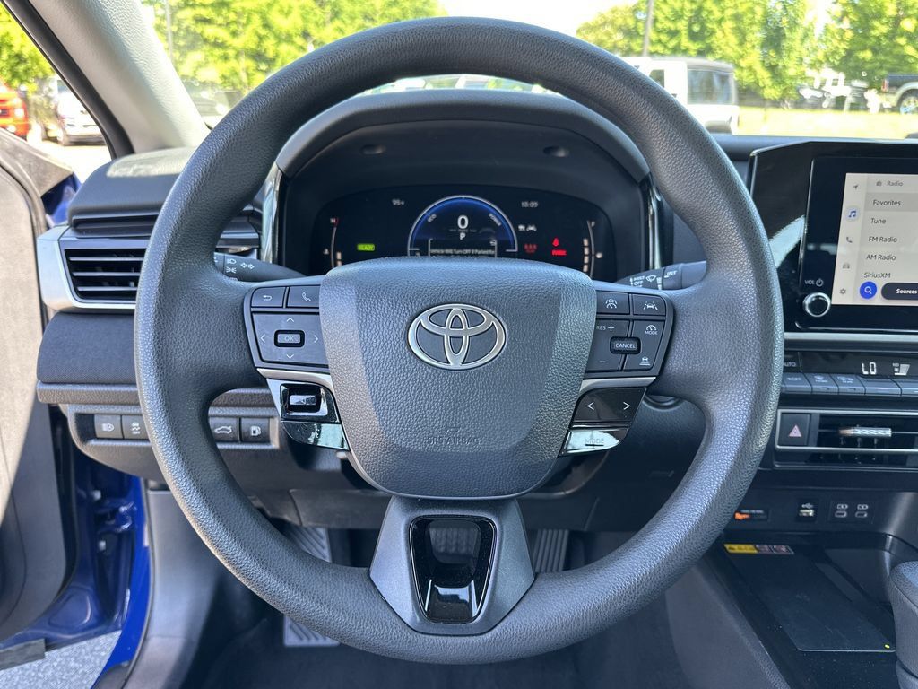 Used 2025 Toyota Camry LE FWD image 12