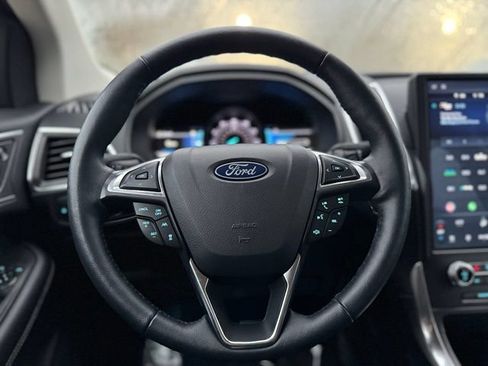 Used 2024 Ford Edge Titanium w/ Equipment Group 301A AWD/4WD image 30