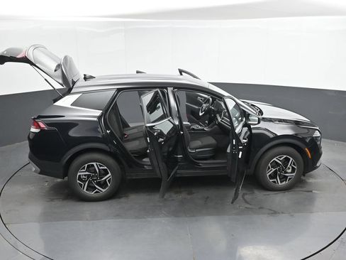 Used 2025 Kia Sportage LX AWD/4WD image 49