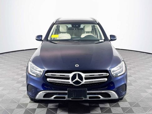 Used 2022 Mercedes-Benz GLC 300 4MATIC image 2