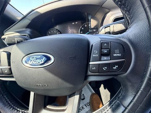 Used 2020 Ford Explorer XLT w/ Equipment Group 202A AWD/4WD image 15