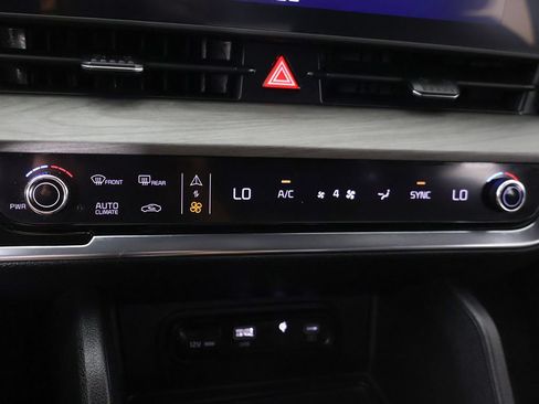 Certified 2024 Kia Sportage X-Line AWD/4WD image 47