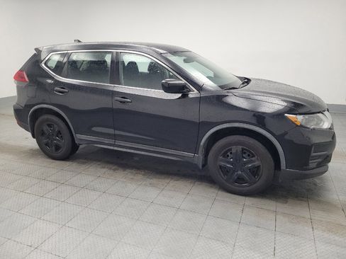Used 2018 Nissan Rogue S AWD/4WD image 11