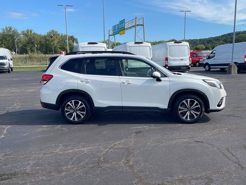 Used 2024 Subaru Forester Limited AWD/4WD image 6