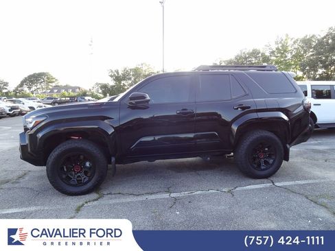 Used 2025 Toyota 4Runner TRD Pro AWD/4WD image 4