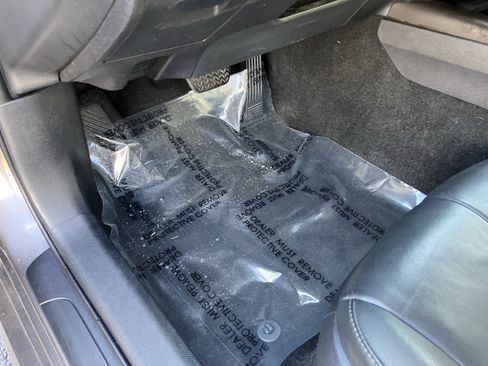 Used 2023 Toyota Camry XLE image 18