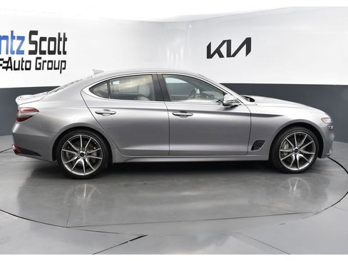 Used 2025 Genesis G70 2.5T AWD/4WD image 6