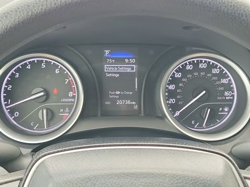 Used 2023 Toyota Camry LE image 25