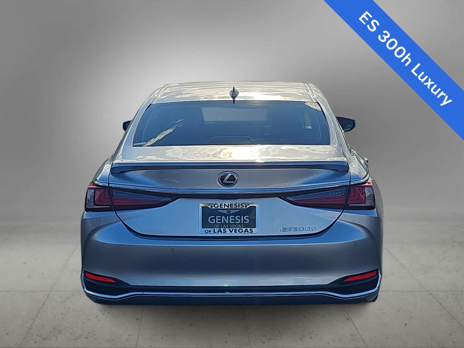 Used 2024 Lexus ES 300h w/ Accessory Package (Z1) FWD image 7