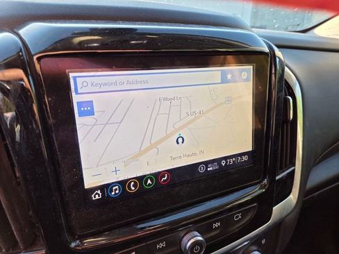 Used 2021 Chevrolet Traverse Premier w/ Redline Edition AWD/4WD image 16