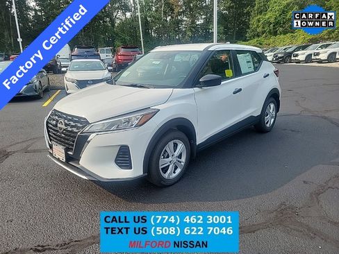 Certified 2025 Nissan Kicks Play S image 1