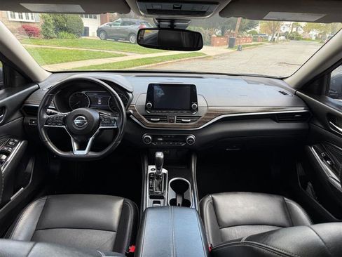 Used 2020 Nissan Altima 2.5 SL FWD image 8