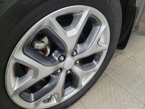 Used 2017 Kia Sorento SX image 31