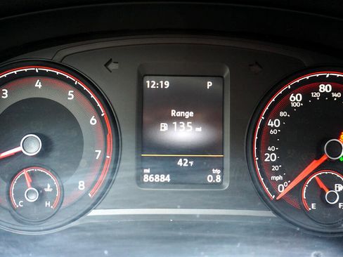 Used 2020 Volkswagen Passat 2.0T SE image 17