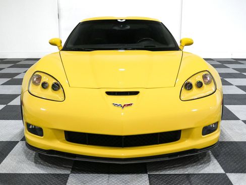 Used 2007 Chevrolet Corvette Z06 w/ Preferred Equipment Group RWD image 2