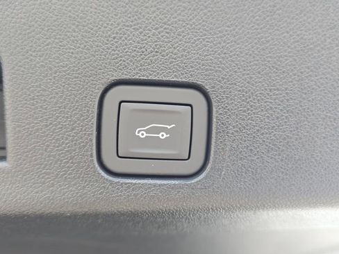 New 2026 GMC Acadia Denali w/ Super Cruise Package FWD image 14
