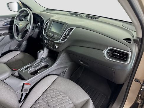 Used 2018 Chevrolet Equinox LT FWD image 26