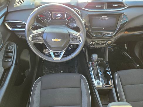 Used 2021 Chevrolet TrailBlazer LT image 12