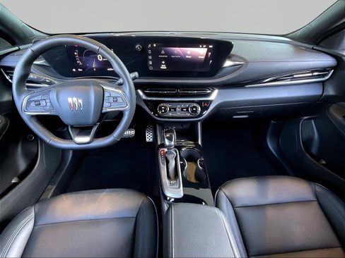 Used 2024 Buick Envista Sport Touring w/ Convenience I Package FWD image 7